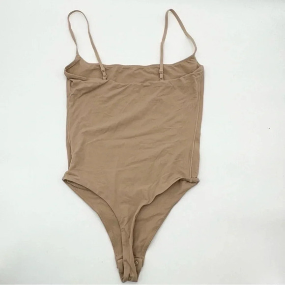 NEW SKIMS FITS EVERYBODY CAMI BODYSUIT B1234 - Picture 6 of 6